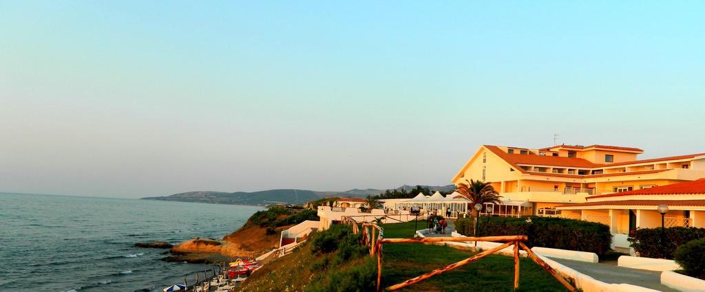 La Plage Noire Resort Marina di Sorso Exterior photo